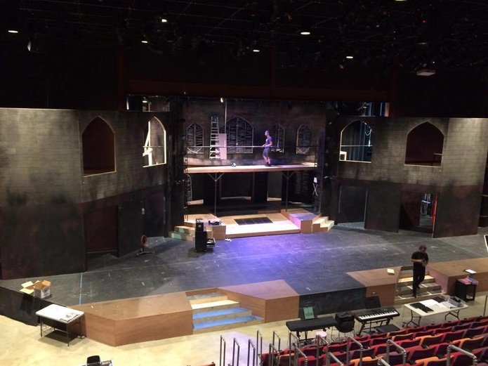 Carrie the Musical set build